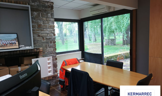 location Bureaux 245.00 m²