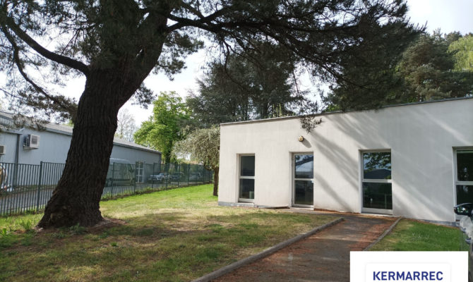 location Bureaux 66.00 m²