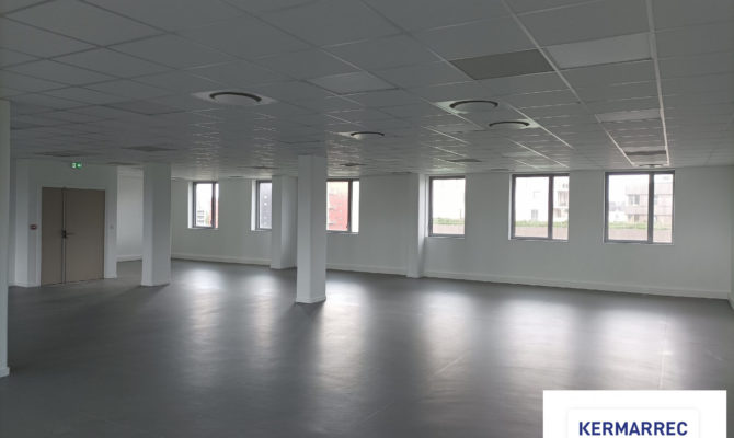 location Bureaux 313.00 m²