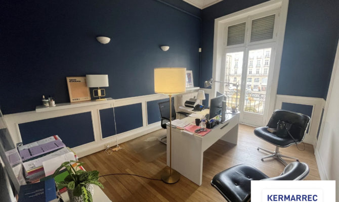 location Bureaux 90.00 m²