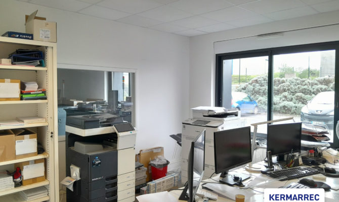 location Local d'activité 1080.00 m²