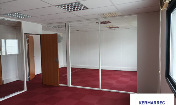 location Bureaux 94.00 m²