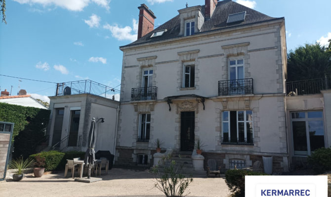 achat Bureaux 600.00 m²
