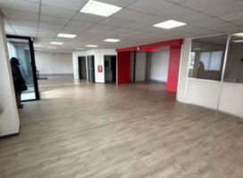 location Bureaux 494.00 m² Saint-Herblain 44