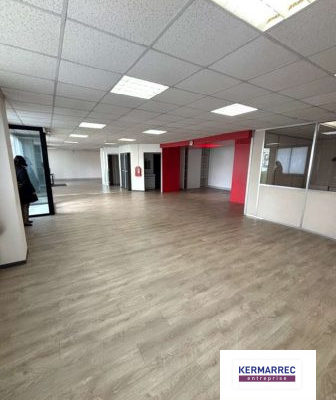 location Bureaux 494.00 m²