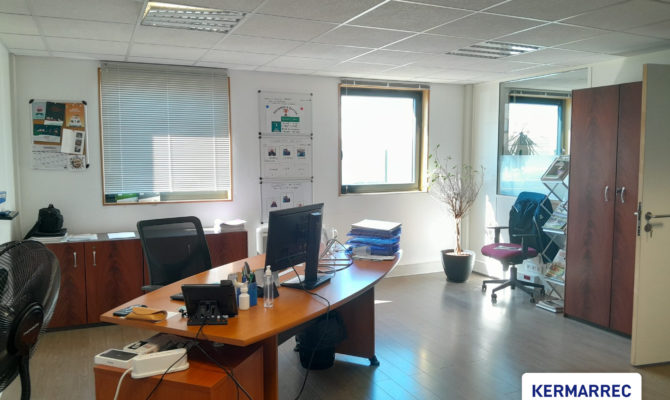 location Local d'activité 450.00 m²