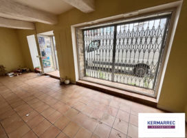 location Local Commercial 72.00 m² Vannes 56