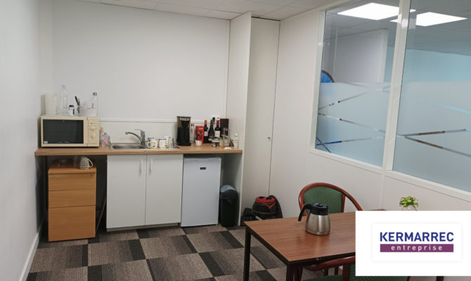location Bureaux 169.00 m²