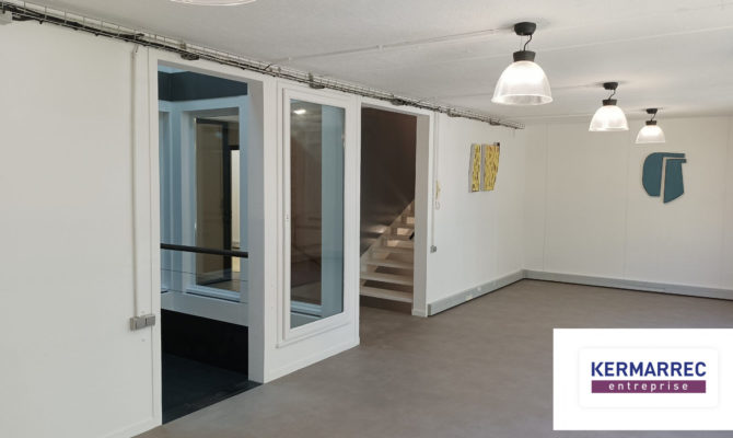 location Bureaux 236.00 m²