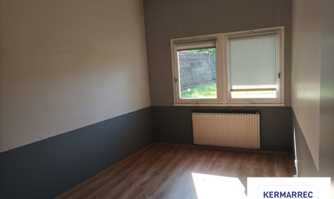 location Bureaux 104.00 m²