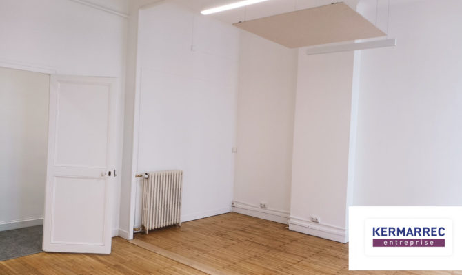 location Bureaux 200.00 m²