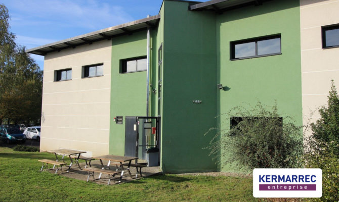 location Bureaux 1036.00 m²