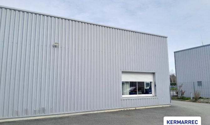 location Local d'activité 340.00 m²