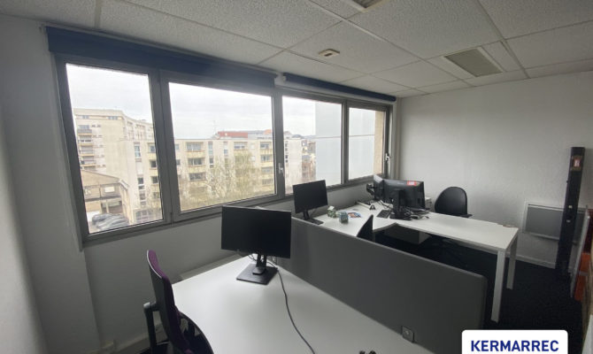 location Bureaux 85.00 m²
