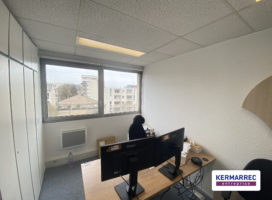 location Bureaux 85.00 m² Rennes 35