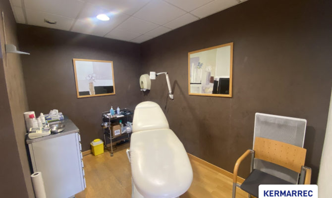 achat Bureaux 111.00 m²