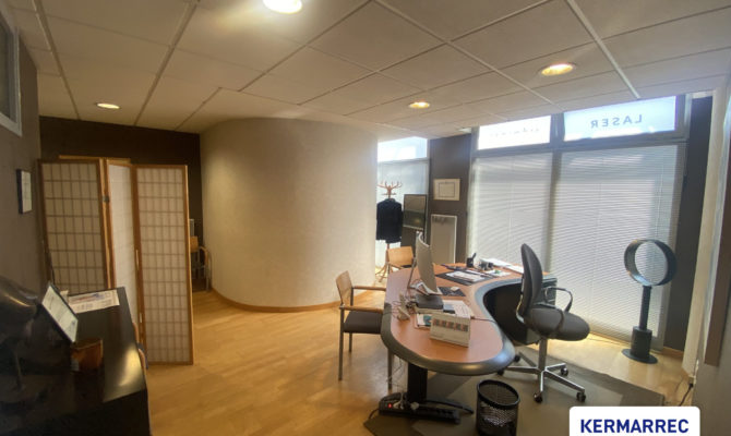 achat Bureaux 111.00 m²