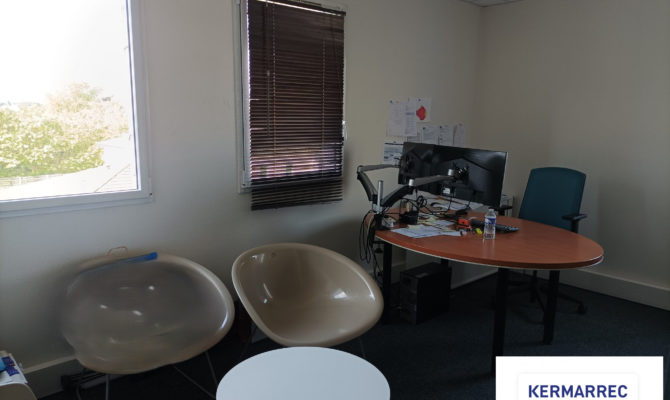 achat Bureaux 148.00 m²