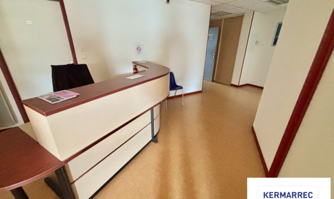 achat Bureaux 104.00 m²