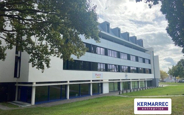 achat Bureaux 422.30 m²