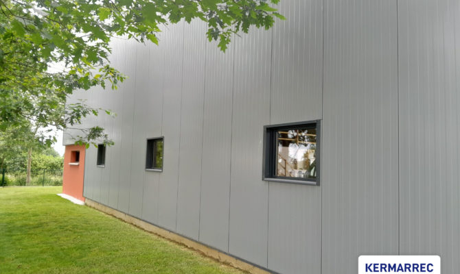 location Local d'activité 225.00 m²