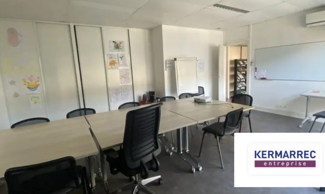 achat Bureaux 152.00 m²