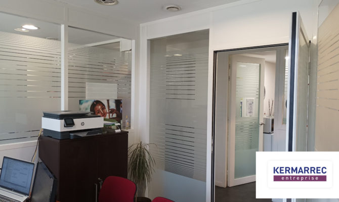 location Bureaux 111.00 m²