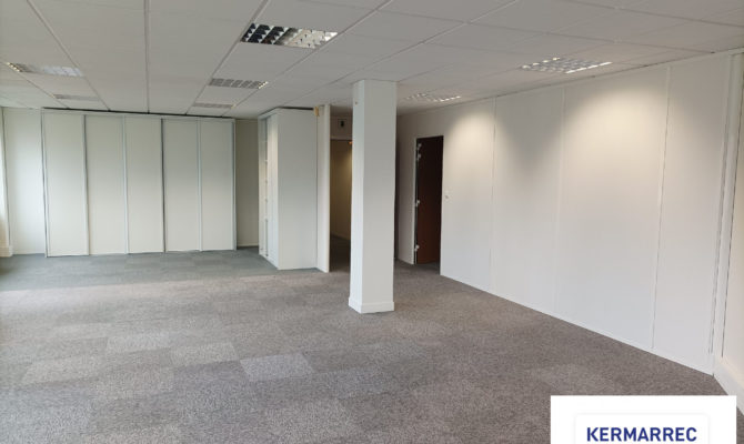 achat Bureaux 178.00 m²