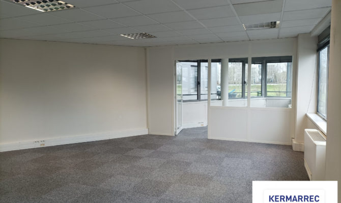 achat Bureaux 178.00 m²