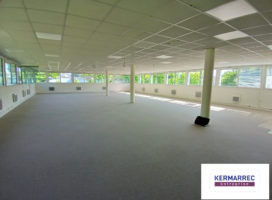 location Bureaux 380.00 m² Nantes 44