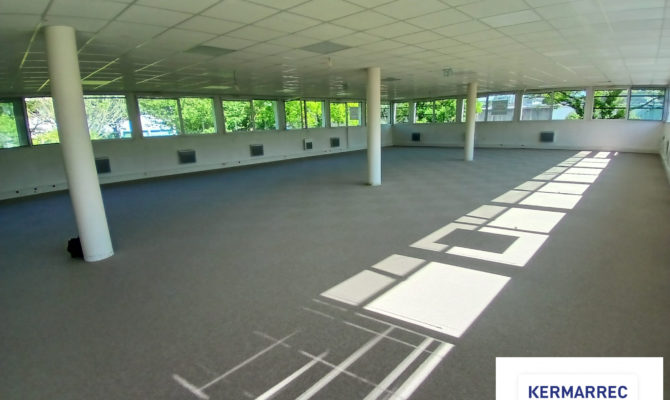 location Bureaux 380.00 m²