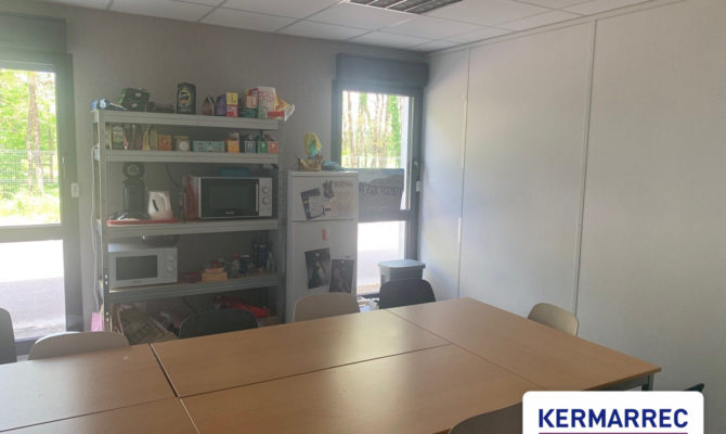 location Bureaux 127.00 m²