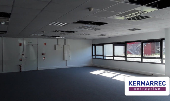 location Bureaux 359.00 m²