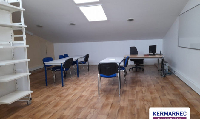 location Bureaux 200.00 m²