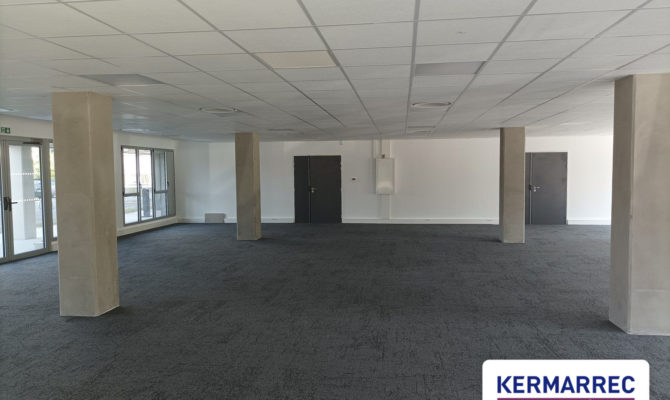 location Bureaux 255.00 m²