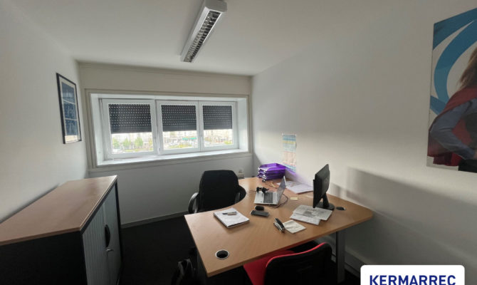 location Bureaux 109.00 m²