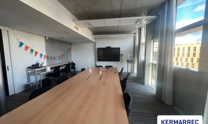 location Bureaux 416.00 m²