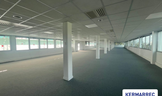 location Bureaux 766.00 m²
