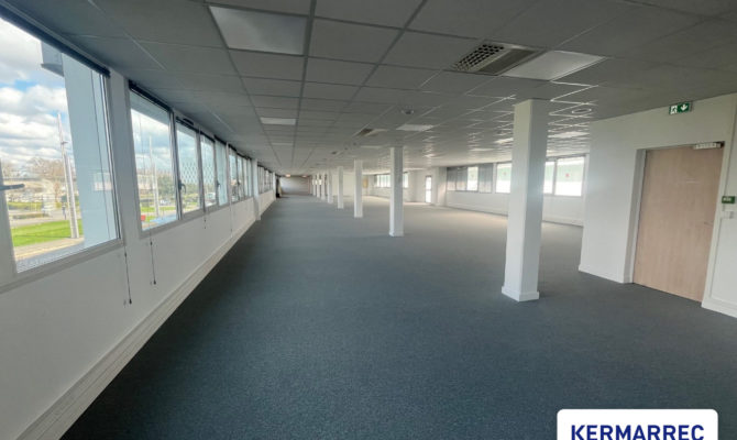 location Bureaux 766.00 m²
