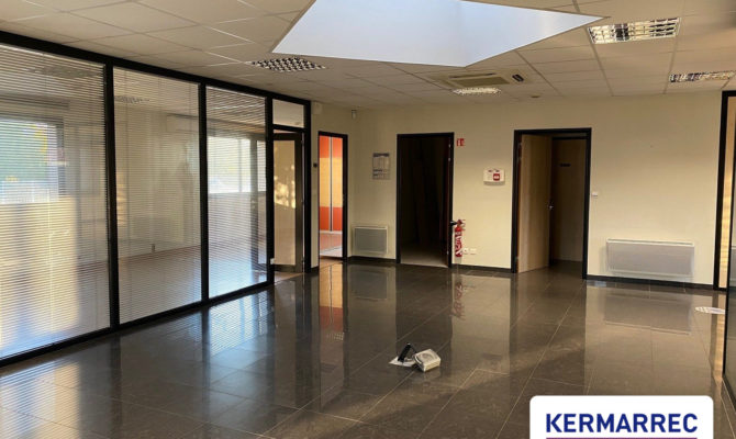 achat Bureaux 230.00 m²