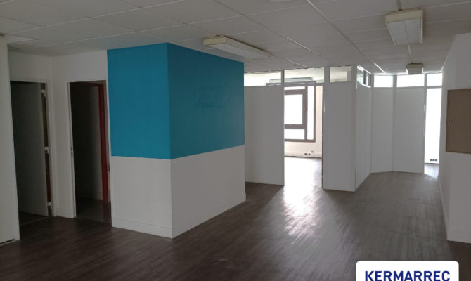 achat Bureaux 182.00 m²