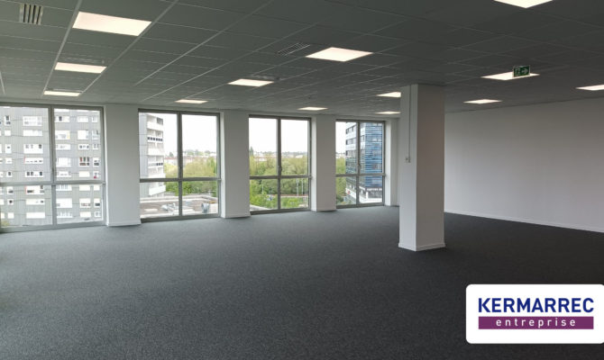 location Bureaux 472.00 m²