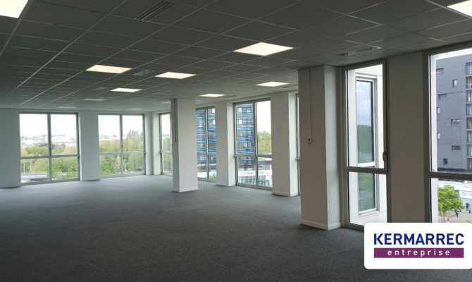 location Bureaux 472.00 m²