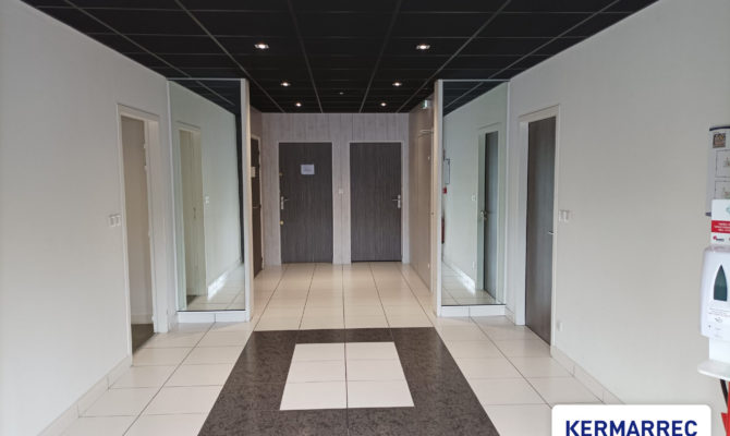 location Bureaux 72.37 m²