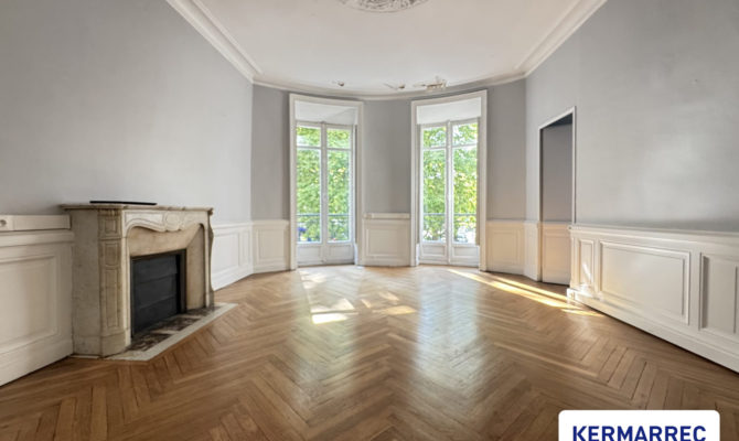 achat Bureaux 147.00 m²