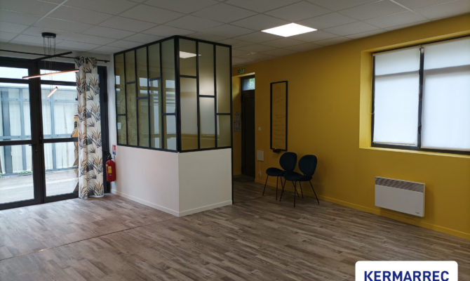 location Bureaux 66.00 m²