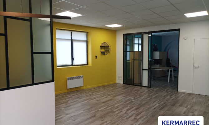 location Bureaux 66.00 m²