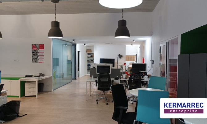 location Bureaux 186.60 m²