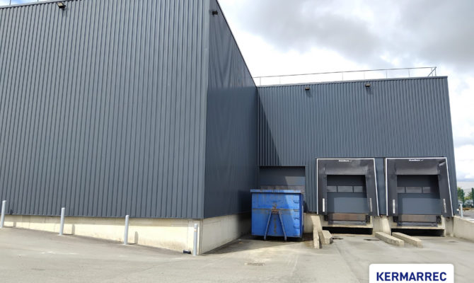 location Local d'activité 640.00 m²