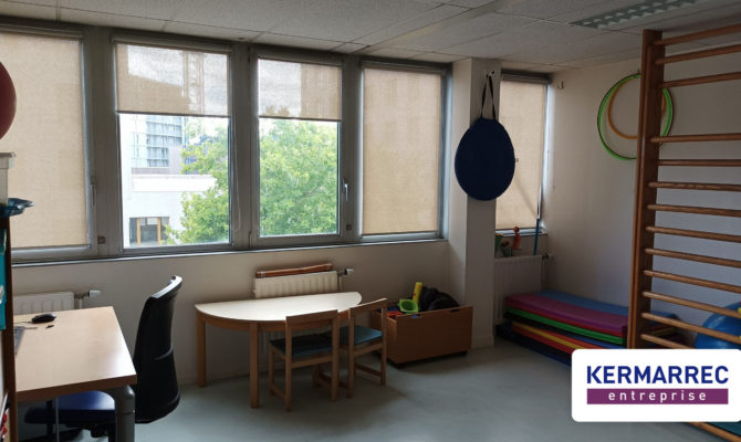 location Bureaux 484.00 m²